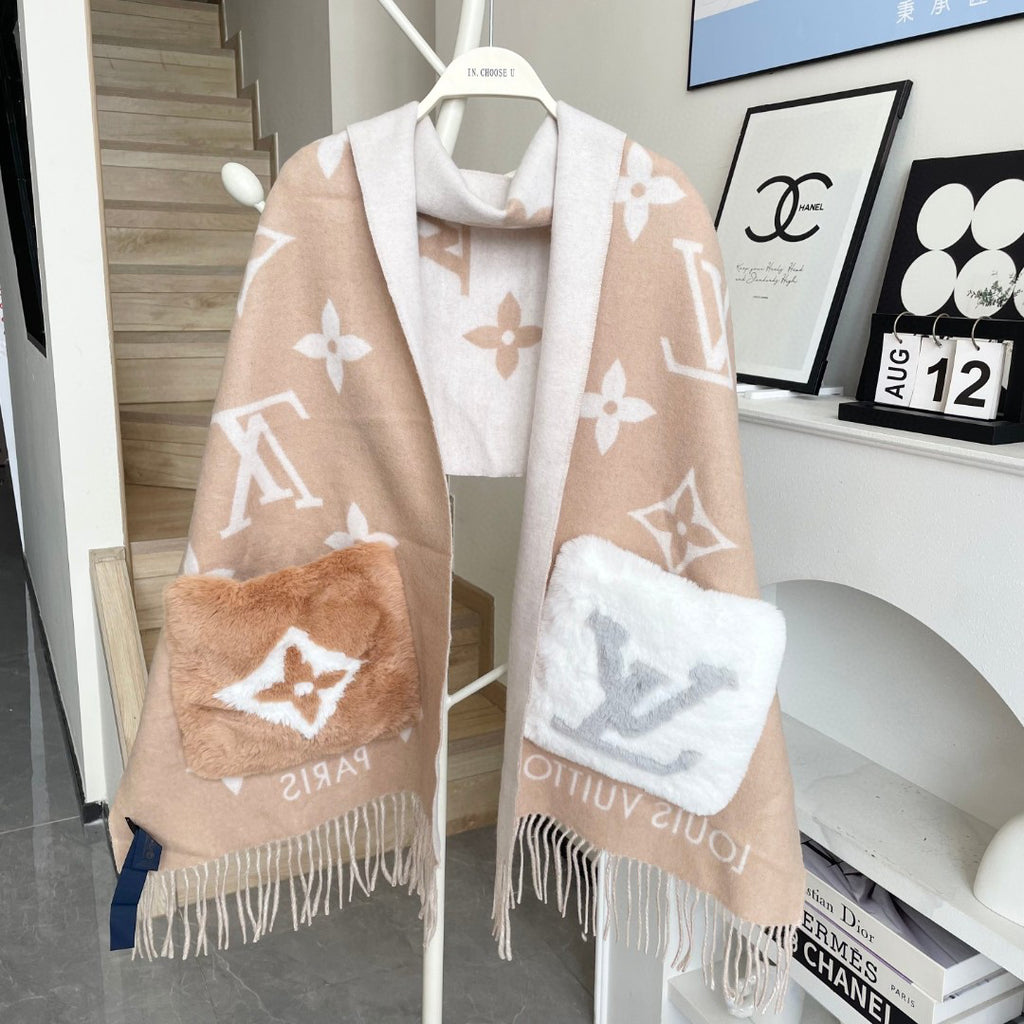 Louis Vuitton Wool Jacquard Monogram Scarf