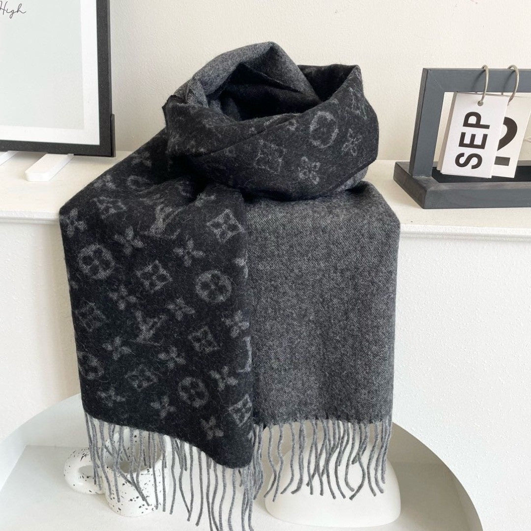 Louis Vuitton Wool Jacquard Monogram Scarf