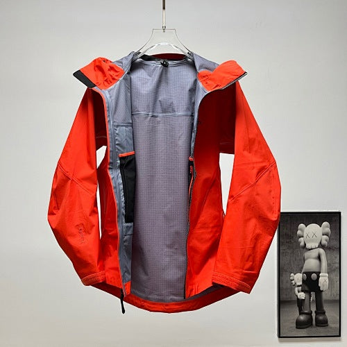 ARC'TERYX | Arc'teryx Alpha SV8 Hardshell Jacket