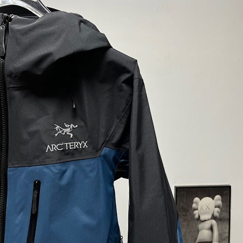 ARC'TERYX | Arc'teryx Alpha SV8 Hardshell Jacket