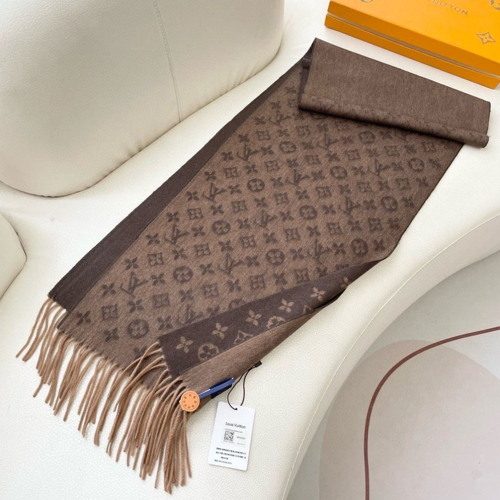Louis Vuitton Wool Jacquard Monogram Scarf
