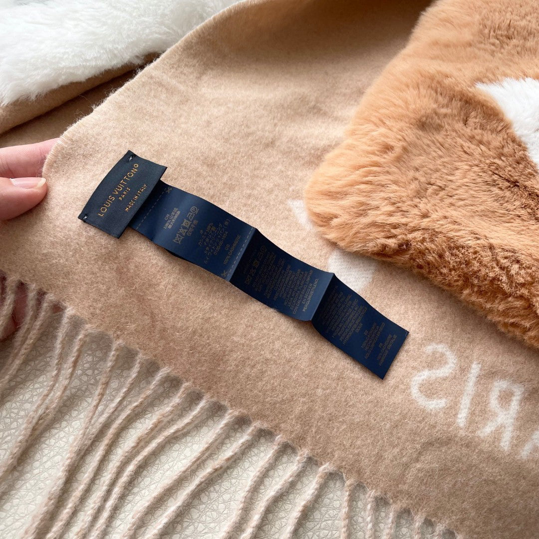 Louis Vuitton Wool Jacquard Monogram Scarf