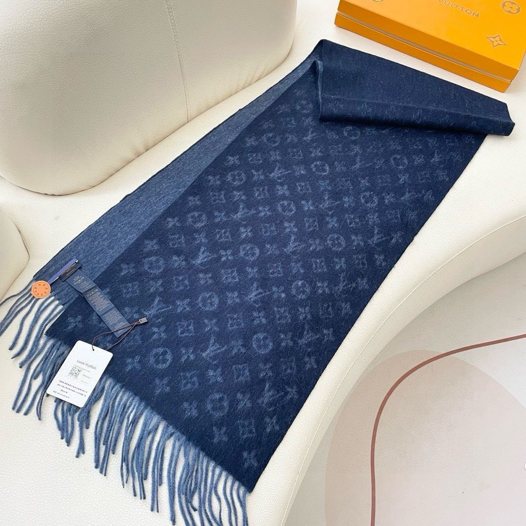 Louis Vuitton Wool Jacquard Monogram Scarf