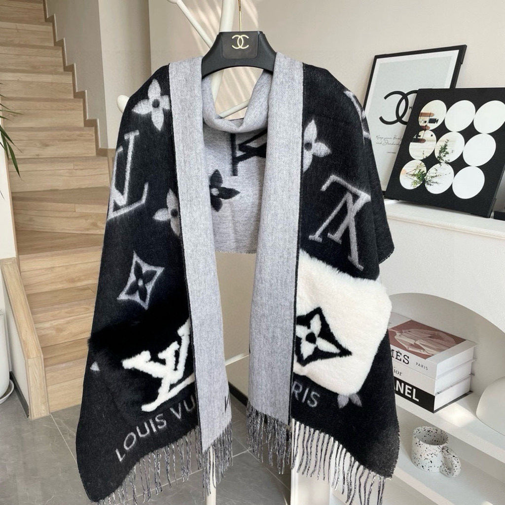 Louis Vuitton Wool Jacquard Monogram Scarf