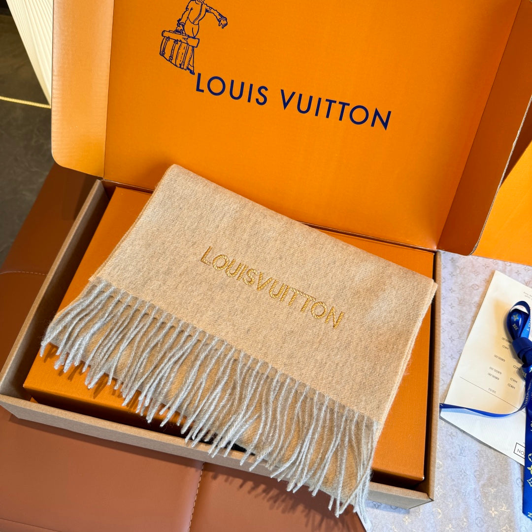 Louis Vuitton Wool Jacquard Monogram Scarf