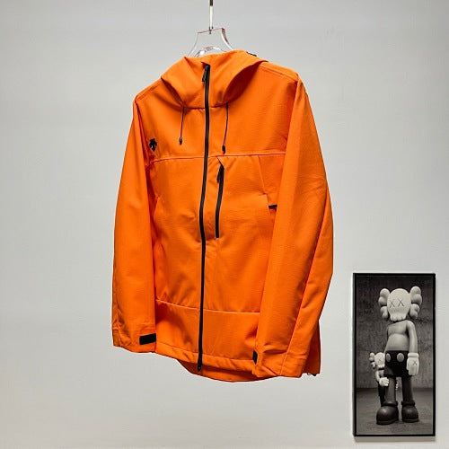 Descente Solid-Color Hooded Shell Jacket