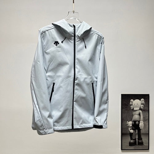 Descente Solid-Color Hooded Shell Jacket