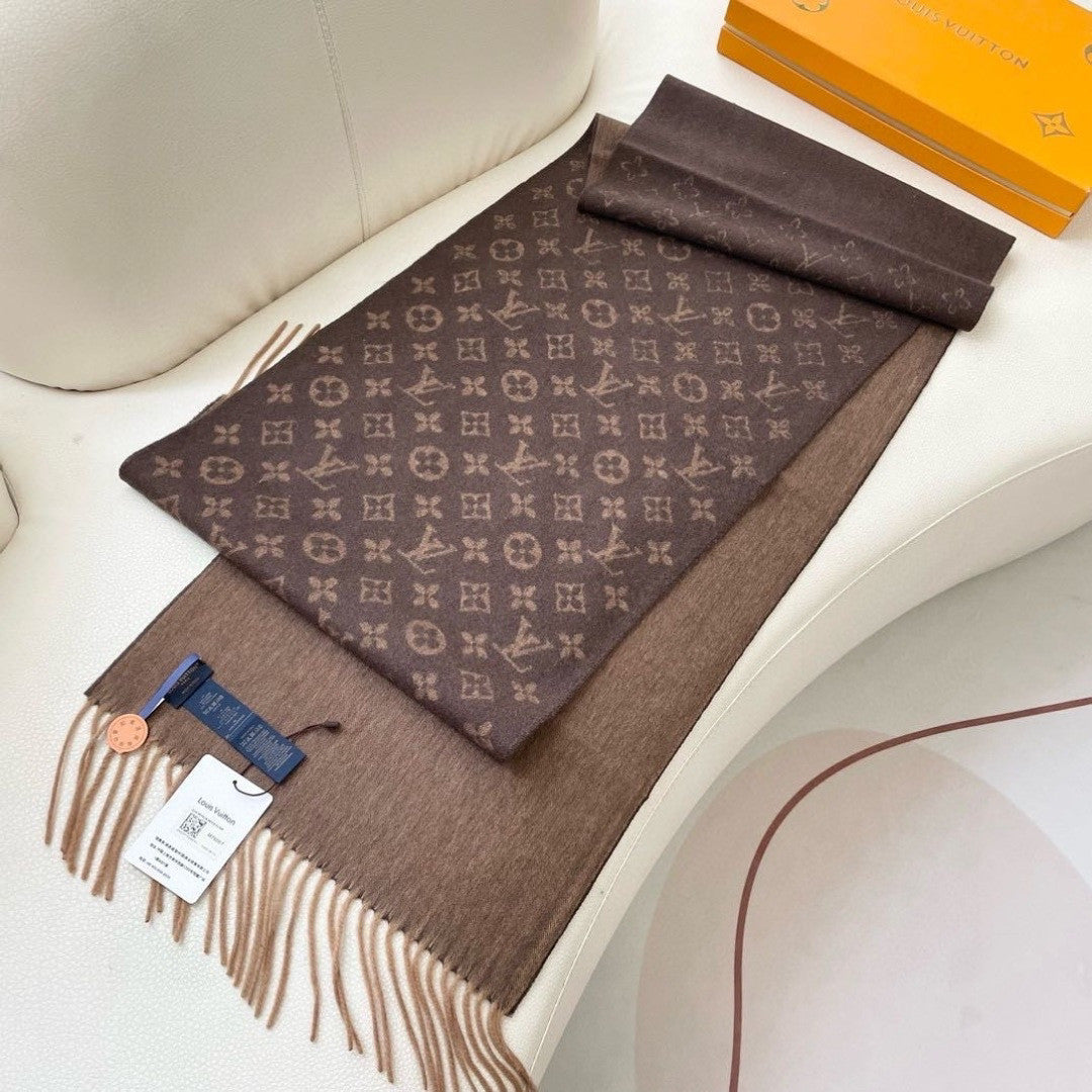 Louis Vuitton Wool Jacquard Monogram Scarf