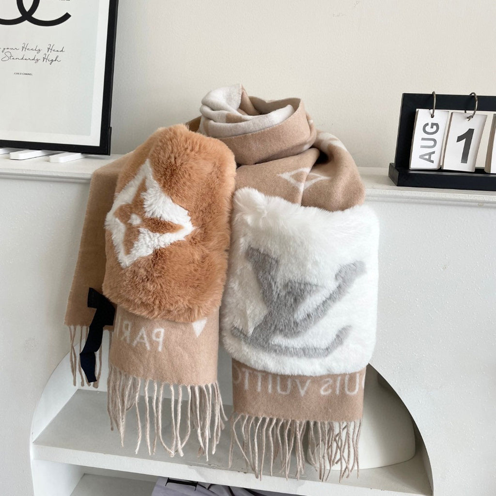 Louis Vuitton Wool Jacquard Monogram Scarf