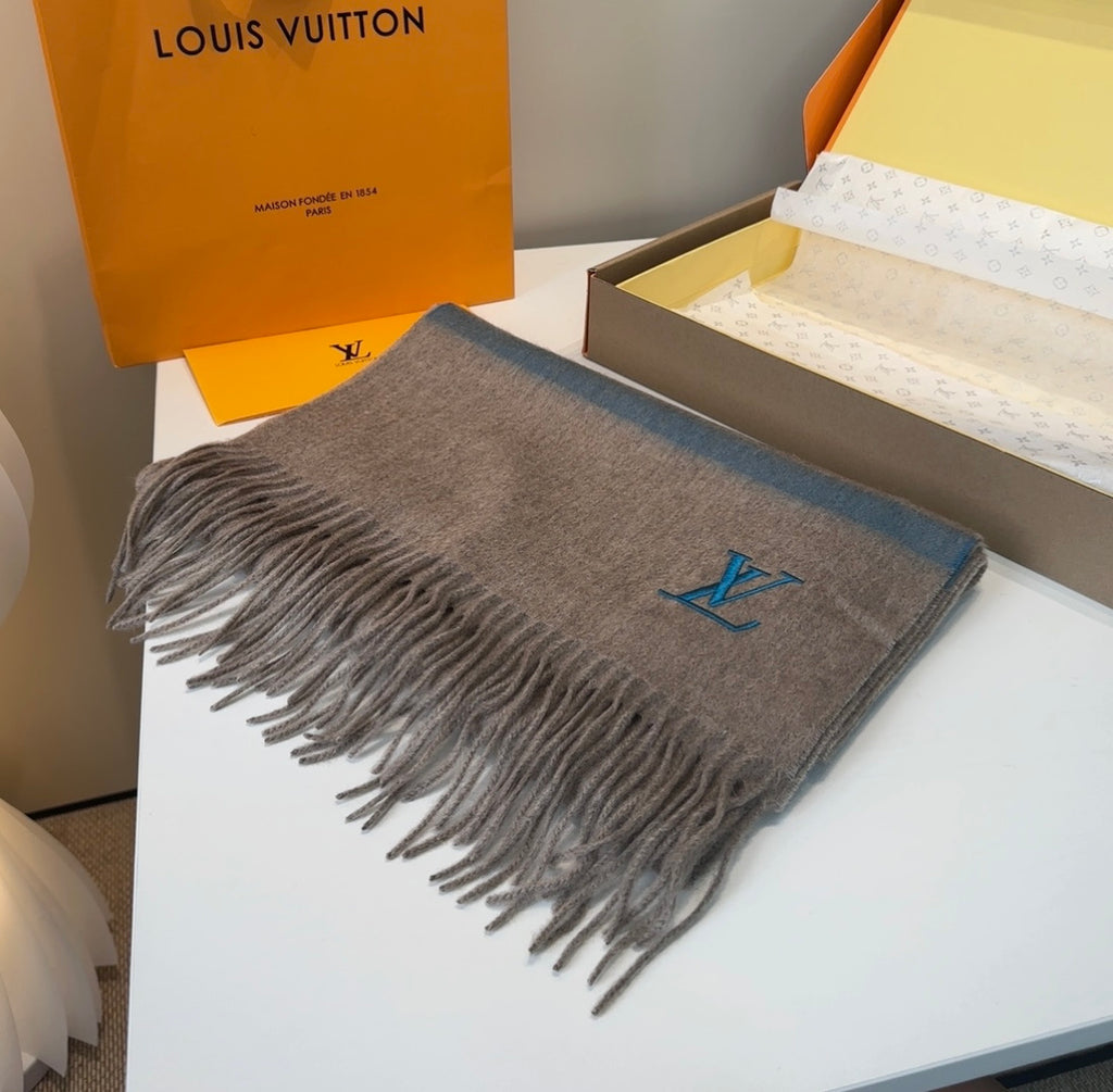 Louis Vuitton Wool Jacquard Monogram Scarf