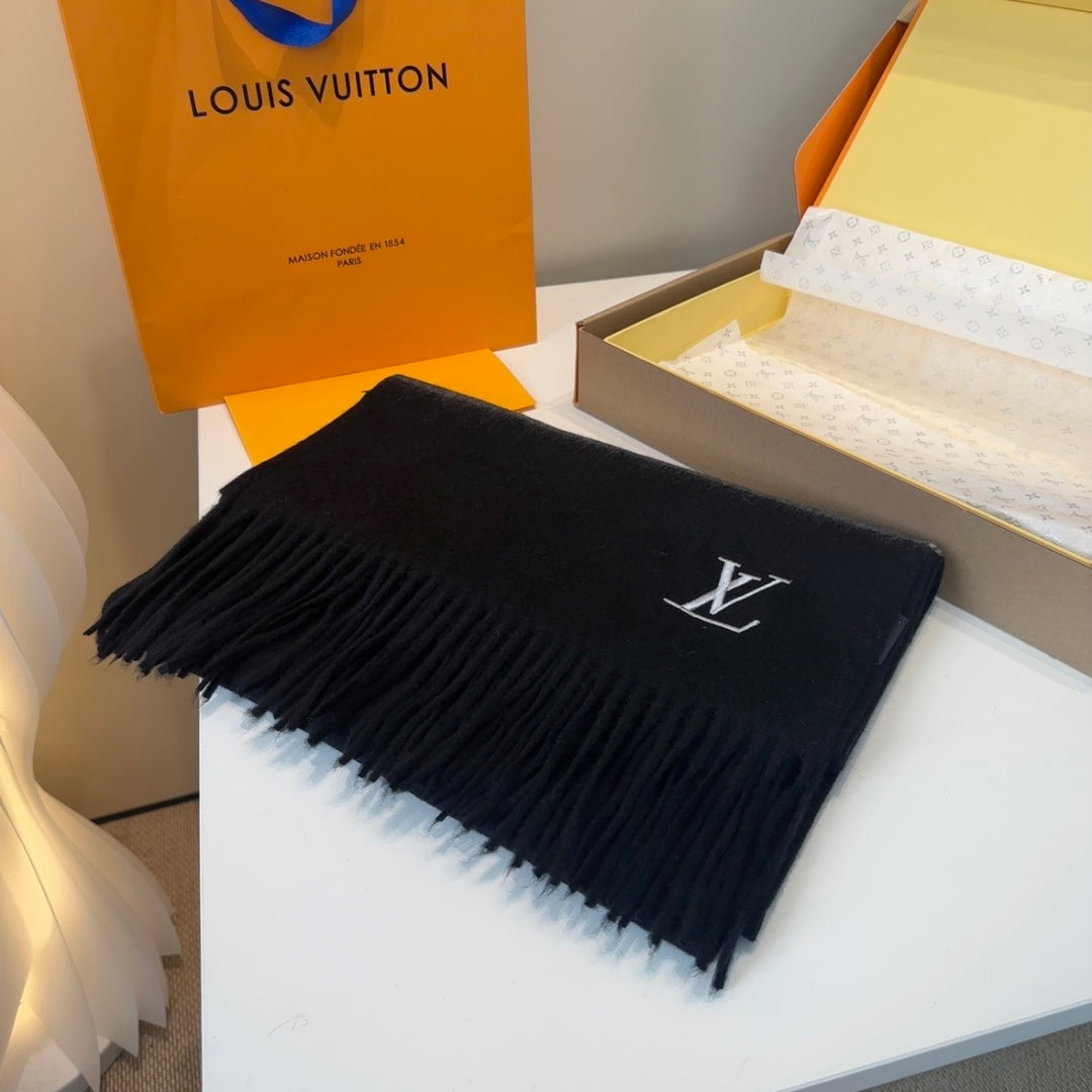 Louis Vuitton Wool Jacquard Monogram Scarf