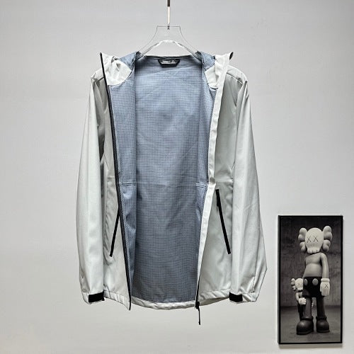 Descente Solid-Color Hooded Shell Jacket