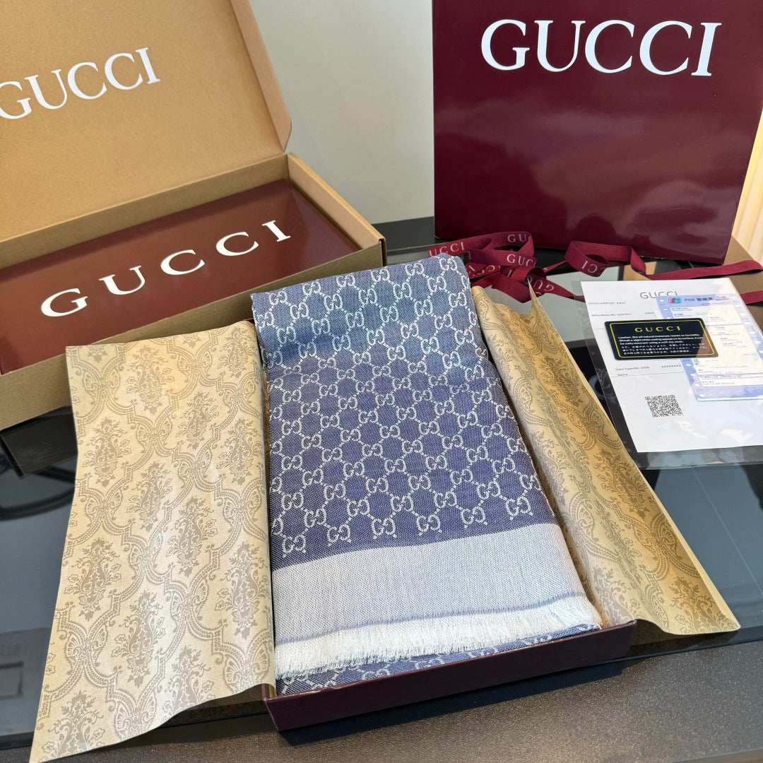 Gucci Reversible GG Jacquard Shawl – Wool-Silk Blend with Fringed Trim