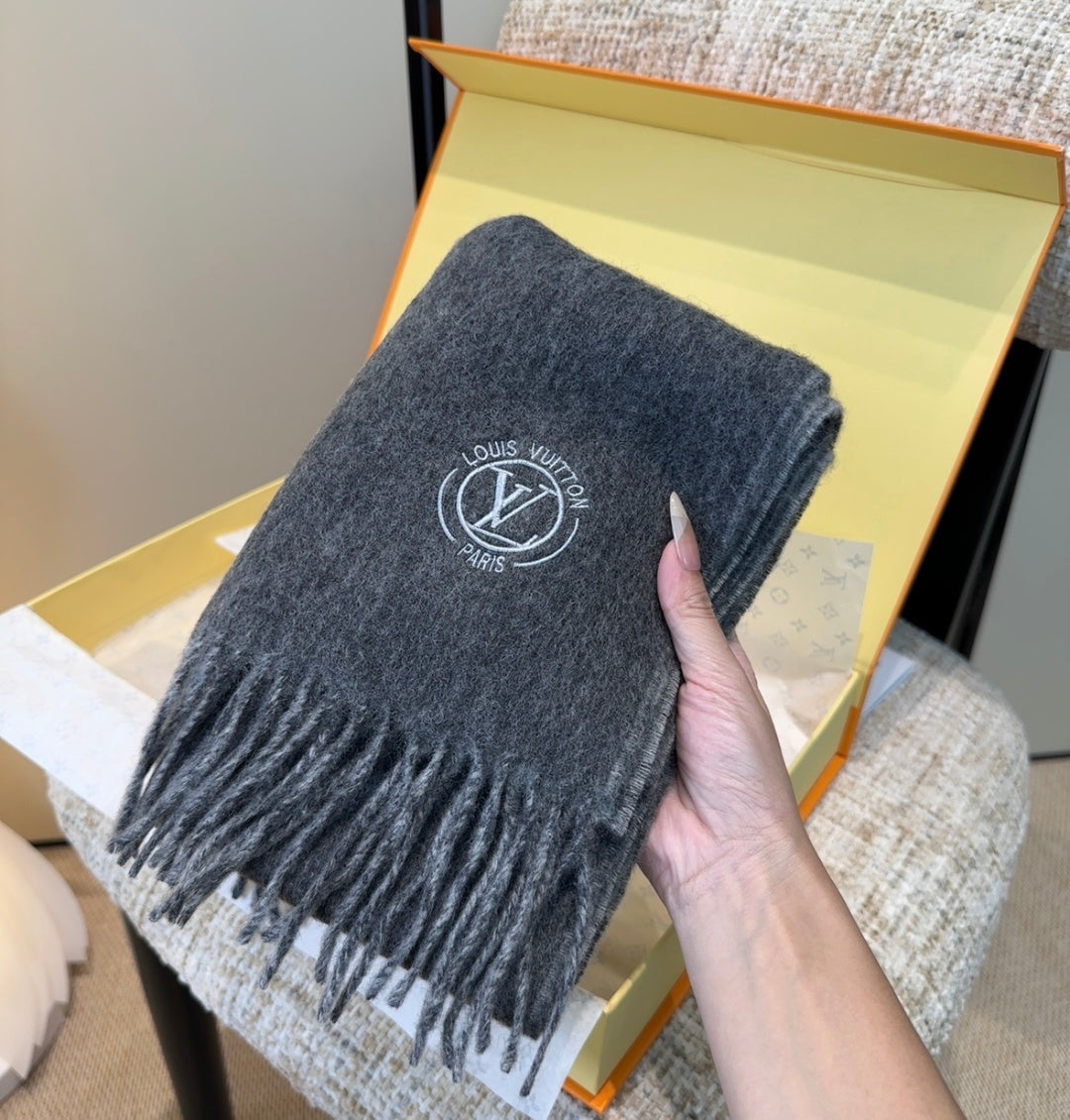 Louis Vuitton Wool Jacquard Monogram Scarf