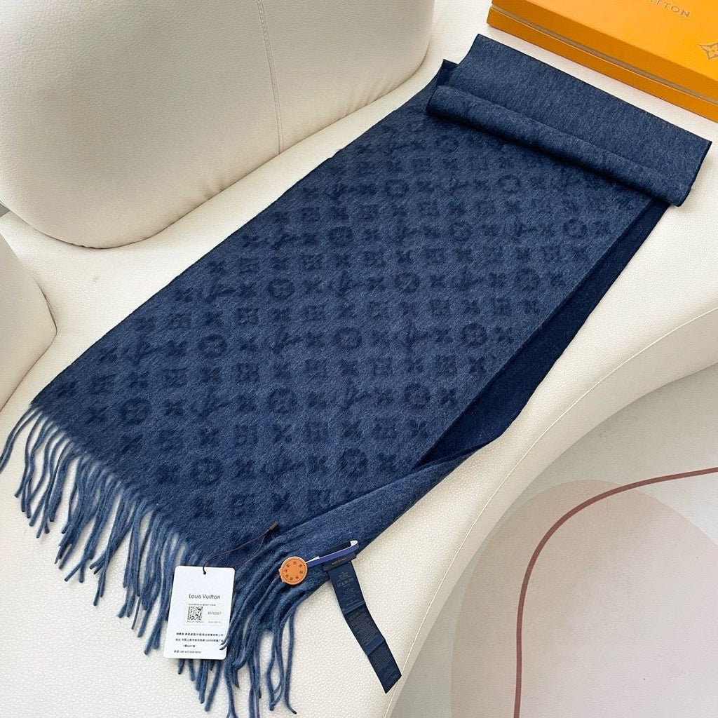 Louis Vuitton Wool Jacquard Monogram Scarf