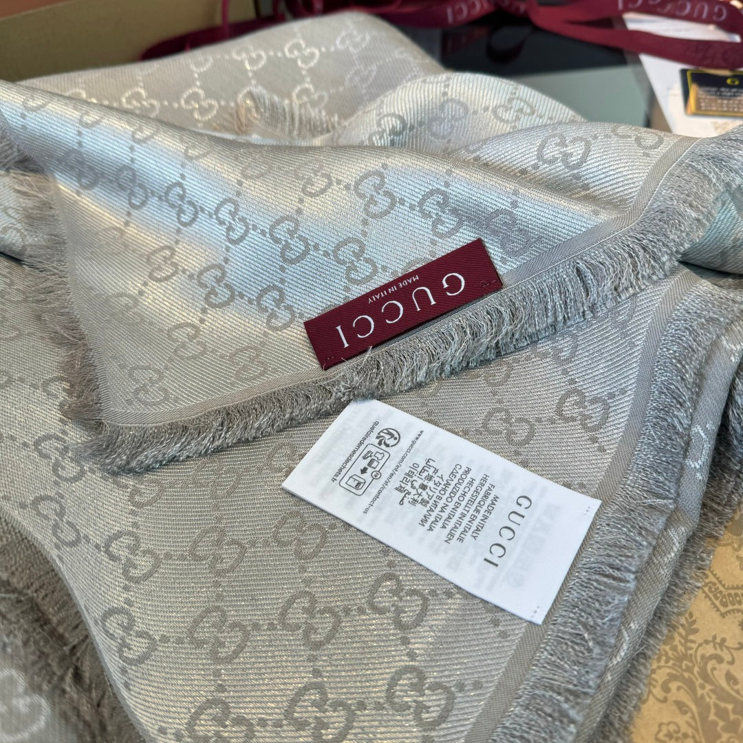 Gucci Reversible GG Jacquard Shawl – Wool-Silk Blend with Fringed Trim