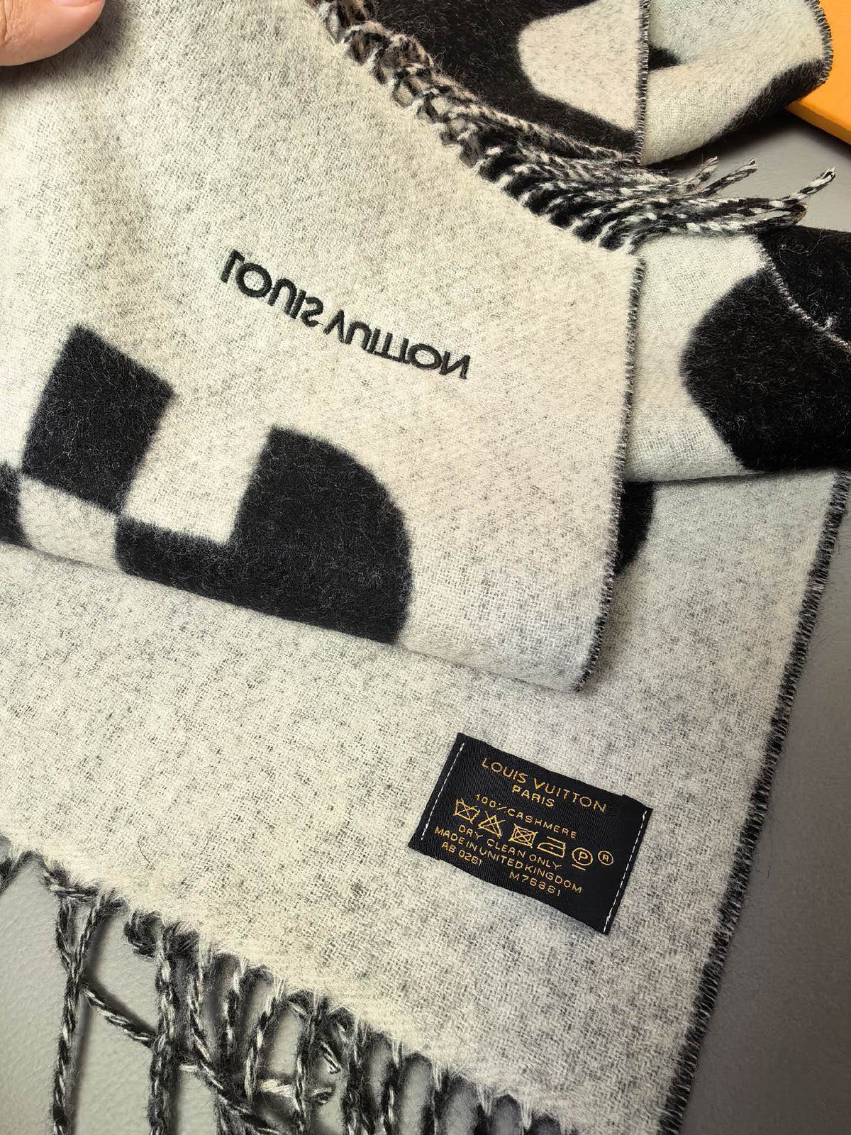 Louis Vuitton Wool Jacquard Monogram Scarf