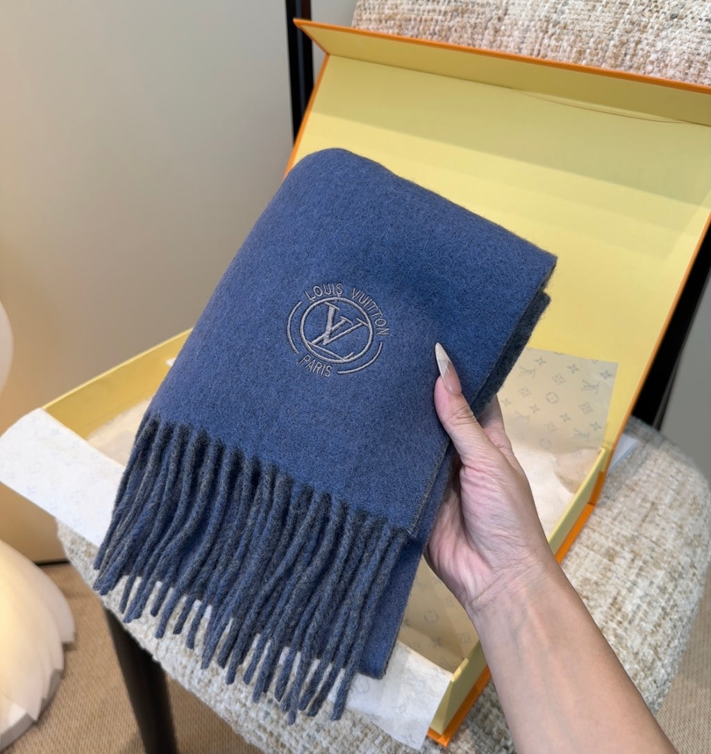 Louis Vuitton Wool Jacquard Monogram Scarf