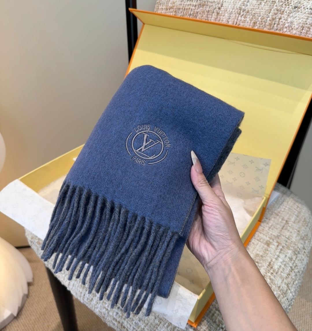Louis Vuitton Wool Jacquard Monogram Scarf