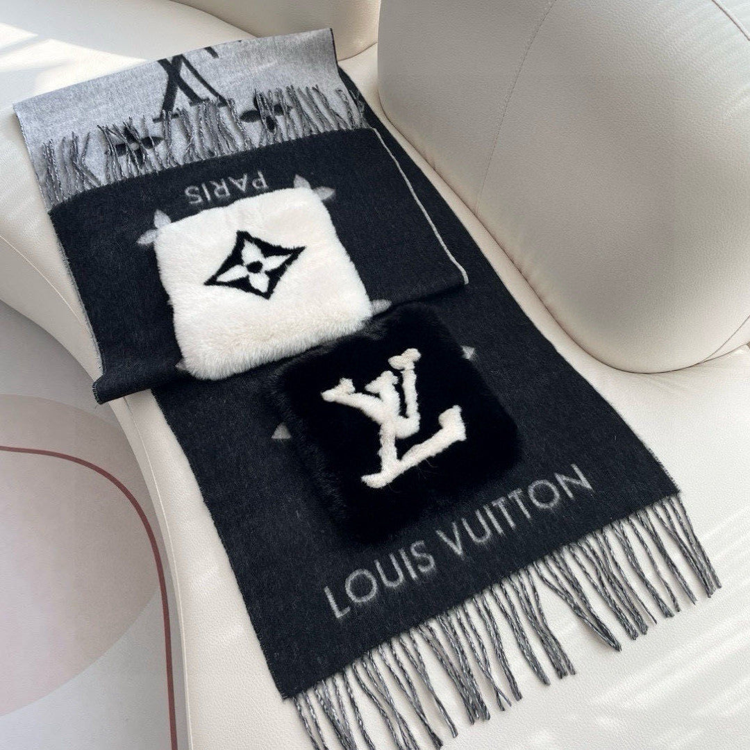 Louis Vuitton Wool Jacquard Monogram Scarf