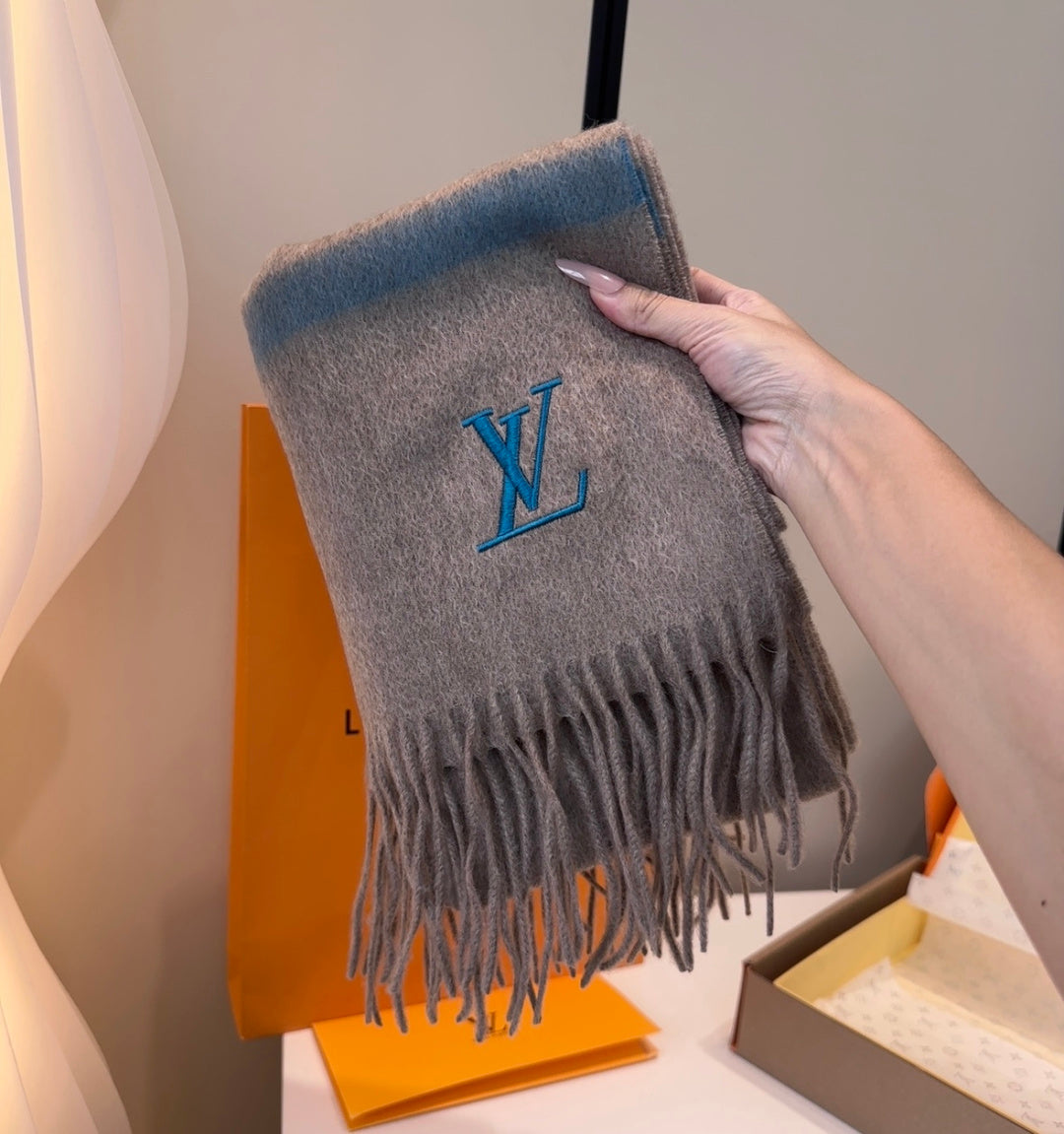 Louis Vuitton Wool Jacquard Monogram Scarf