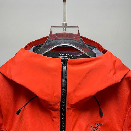 ARC'TERYX | Arc'teryx Alpha SV8 Hardshell Jacket