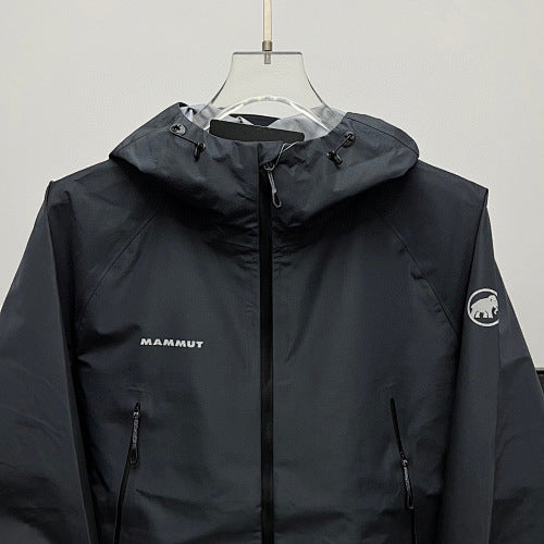 Mammut Hooded Softshell Jacket with Light Fleece Lining