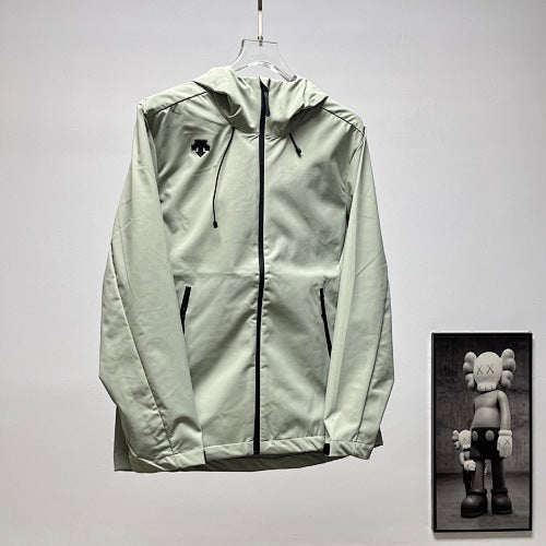 Descente Solid-Color Hooded Shell Jacket
