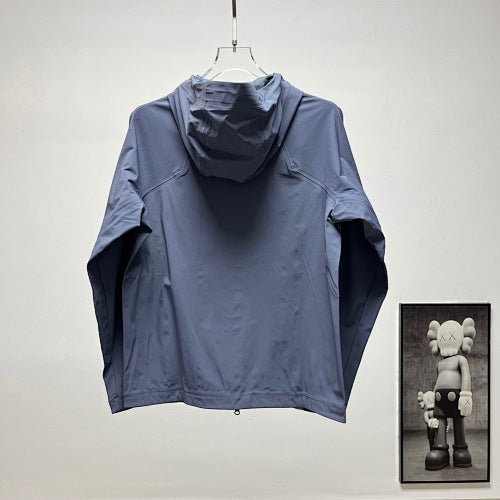 Descente Solid-Color Hooded Shell Jacket