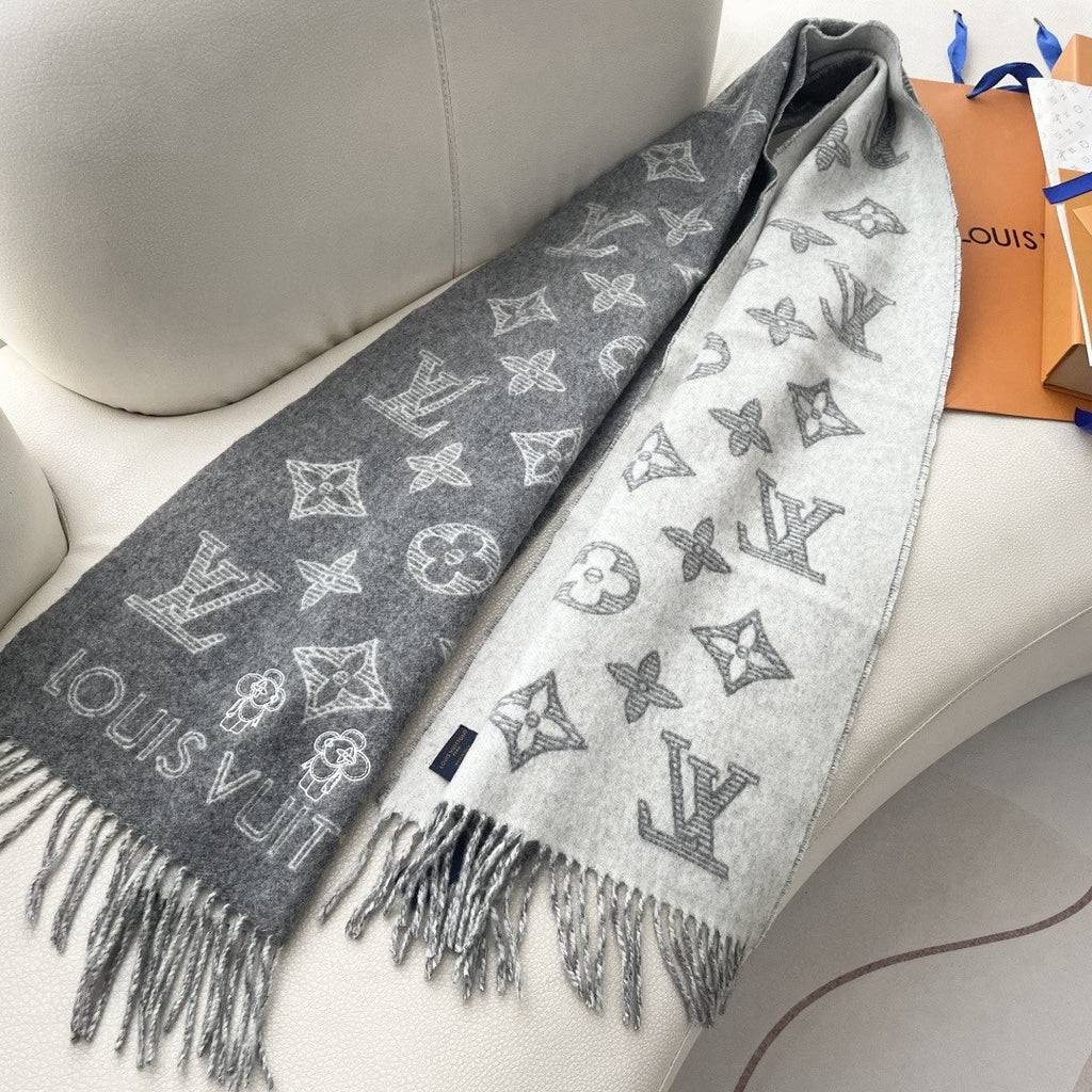Louis Vuitton Wool Jacquard Monogram Scarf