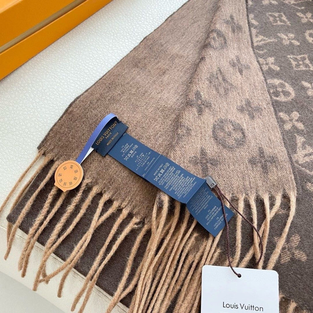 Louis Vuitton Wool Jacquard Monogram Scarf