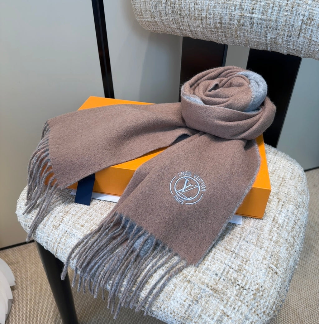 Louis Vuitton Wool Jacquard Monogram Scarf