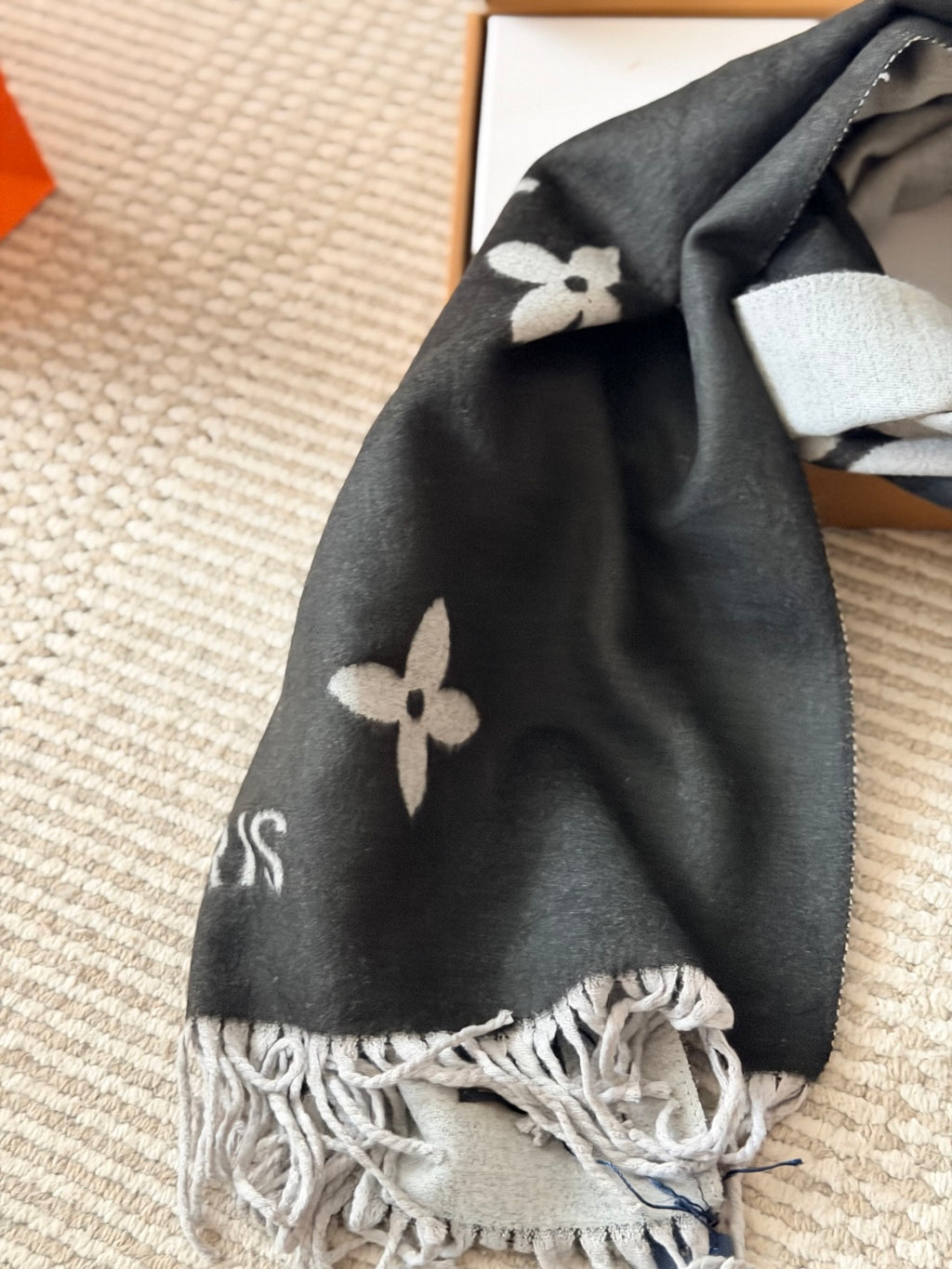 Louis Vuitton Wool Jacquard Monogram Scarf