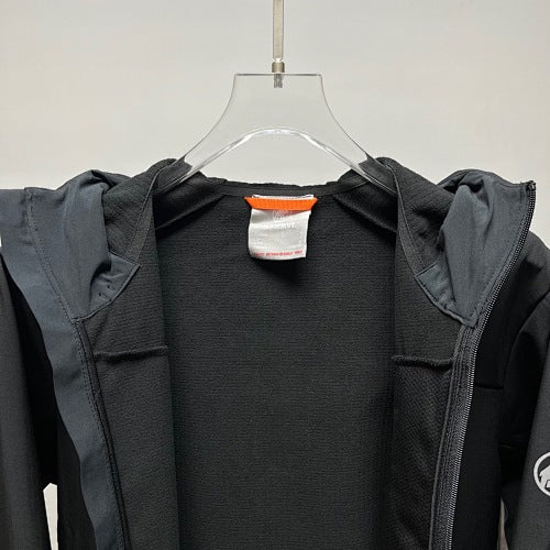 Mammut Hooded Softshell Jacket with Light Fleece Lining