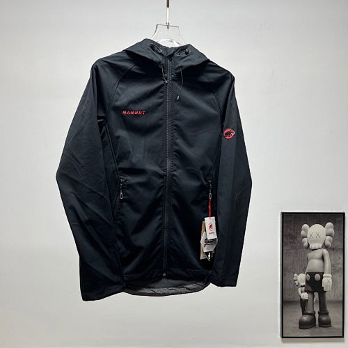 Mammut Hooded Softshell Jacket with Light Fleece Lining