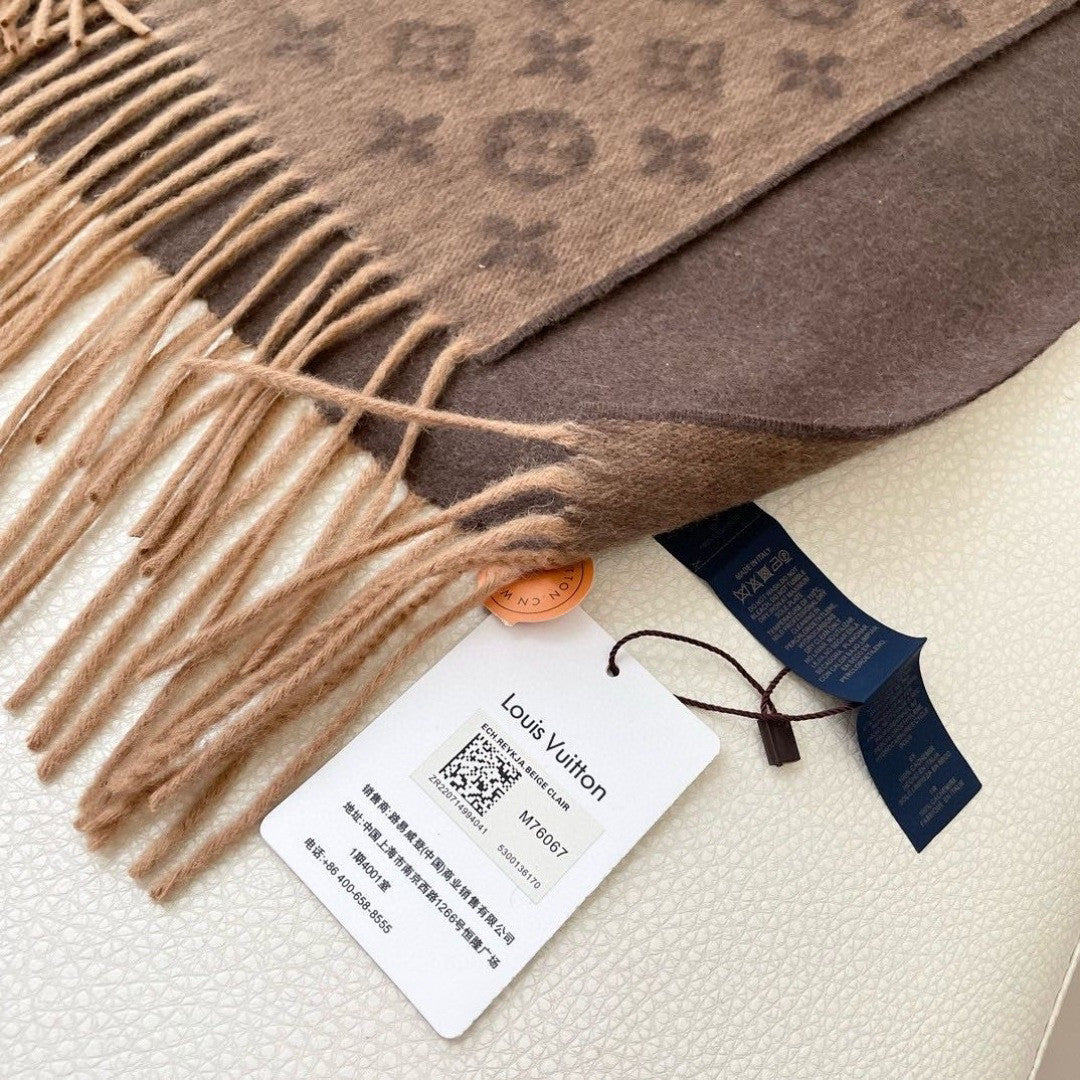 Louis Vuitton Wool Jacquard Monogram Scarf