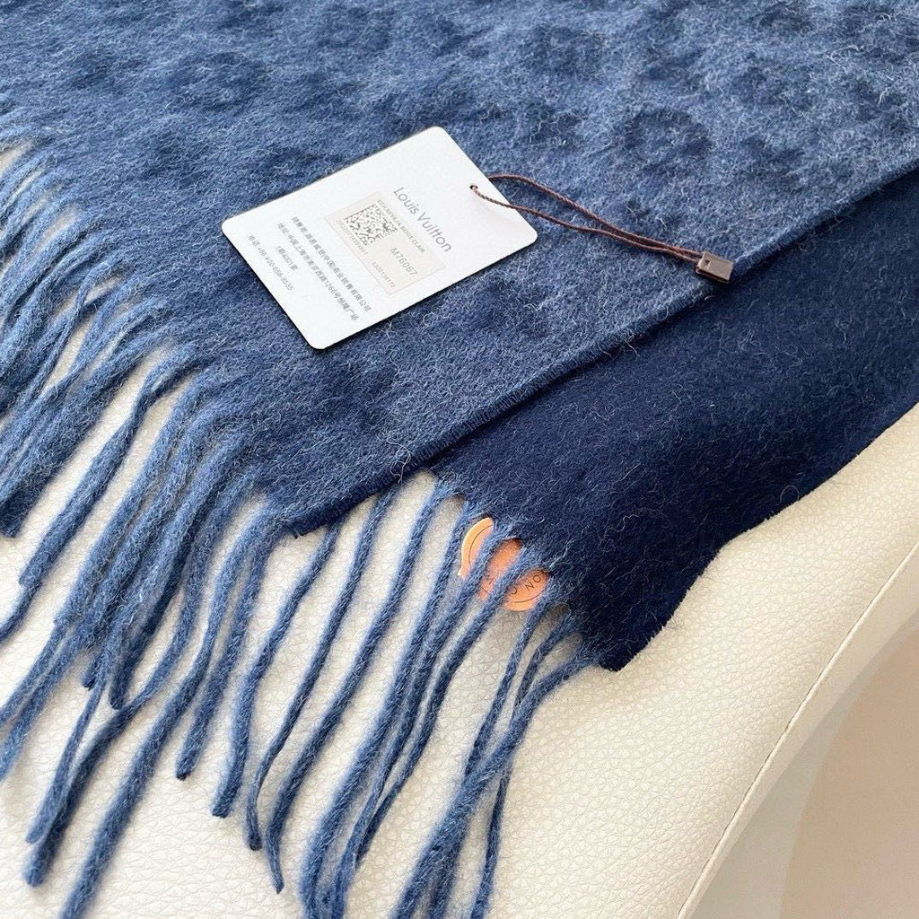 Louis Vuitton Wool Jacquard Monogram Scarf