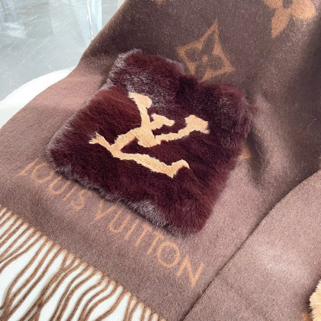 Louis Vuitton Wool Jacquard Monogram Scarf
