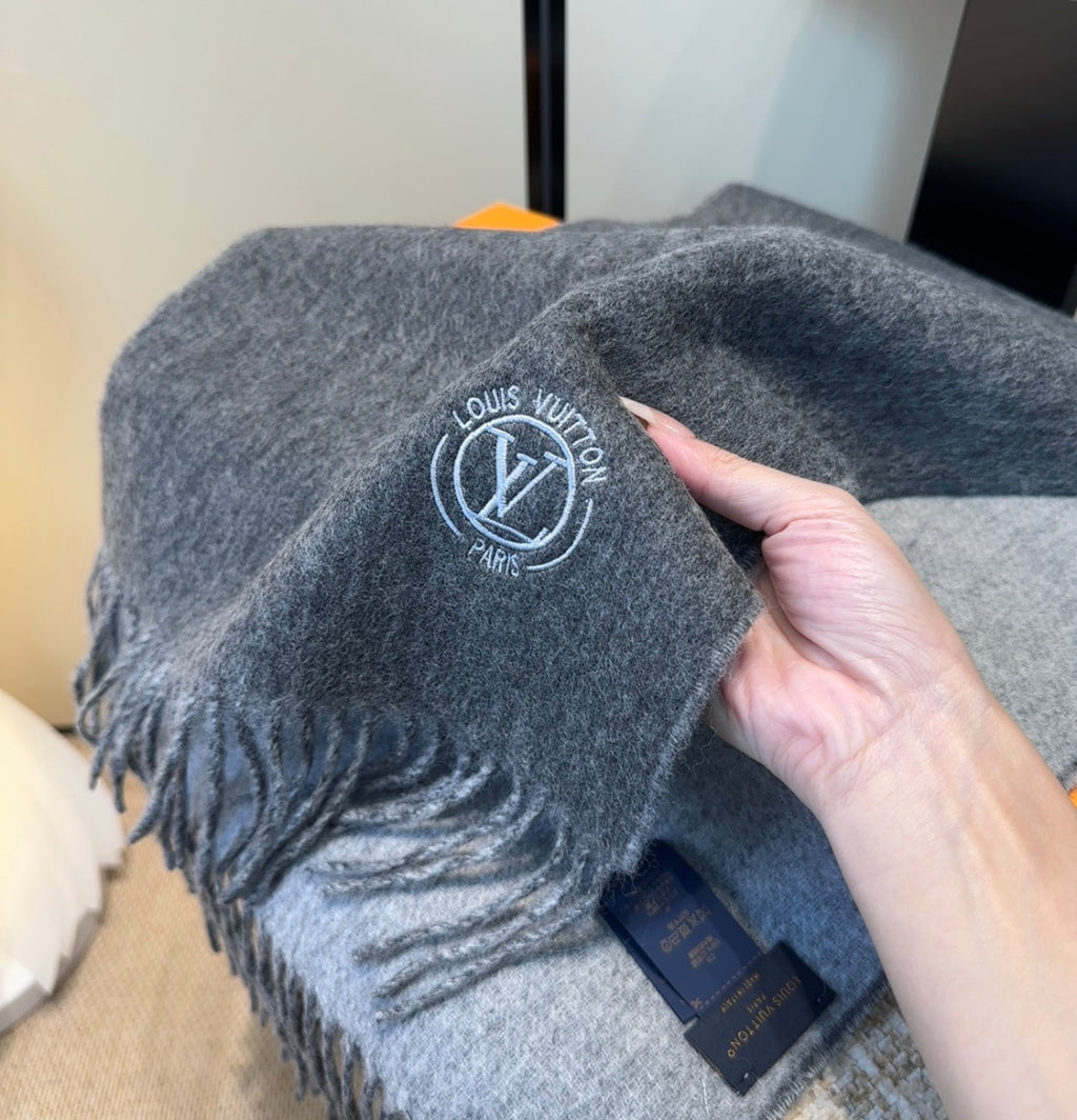 Louis Vuitton Wool Jacquard Monogram Scarf