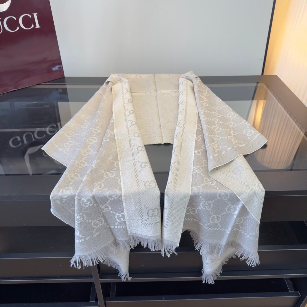 Gucci Reversible GG Jacquard Shawl – Wool-Silk Blend with Fringed Trim