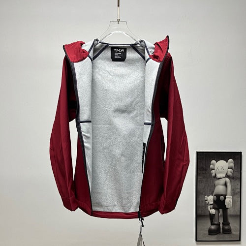 Descente Solid-Color Hooded Shell Jacket
