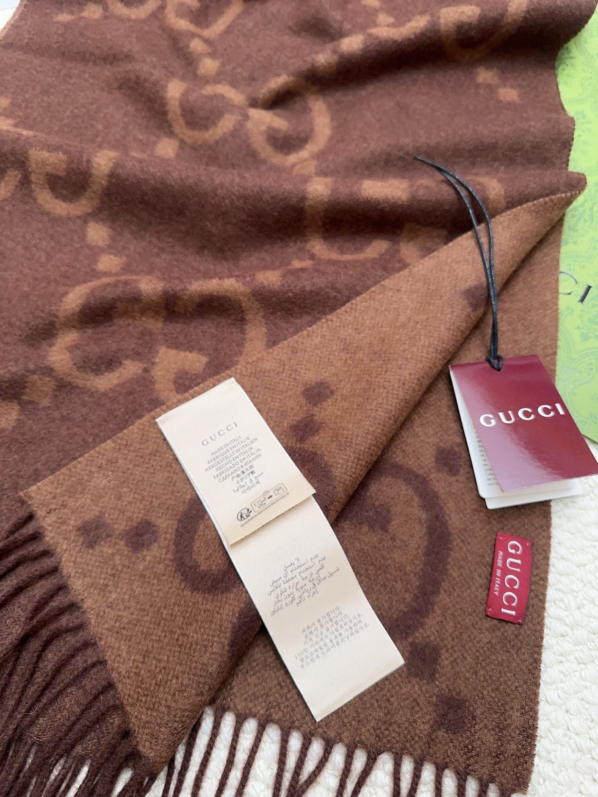Gucci Reversible GG Jacquard Shawl – Wool-Silk Blend with Fringed Trim