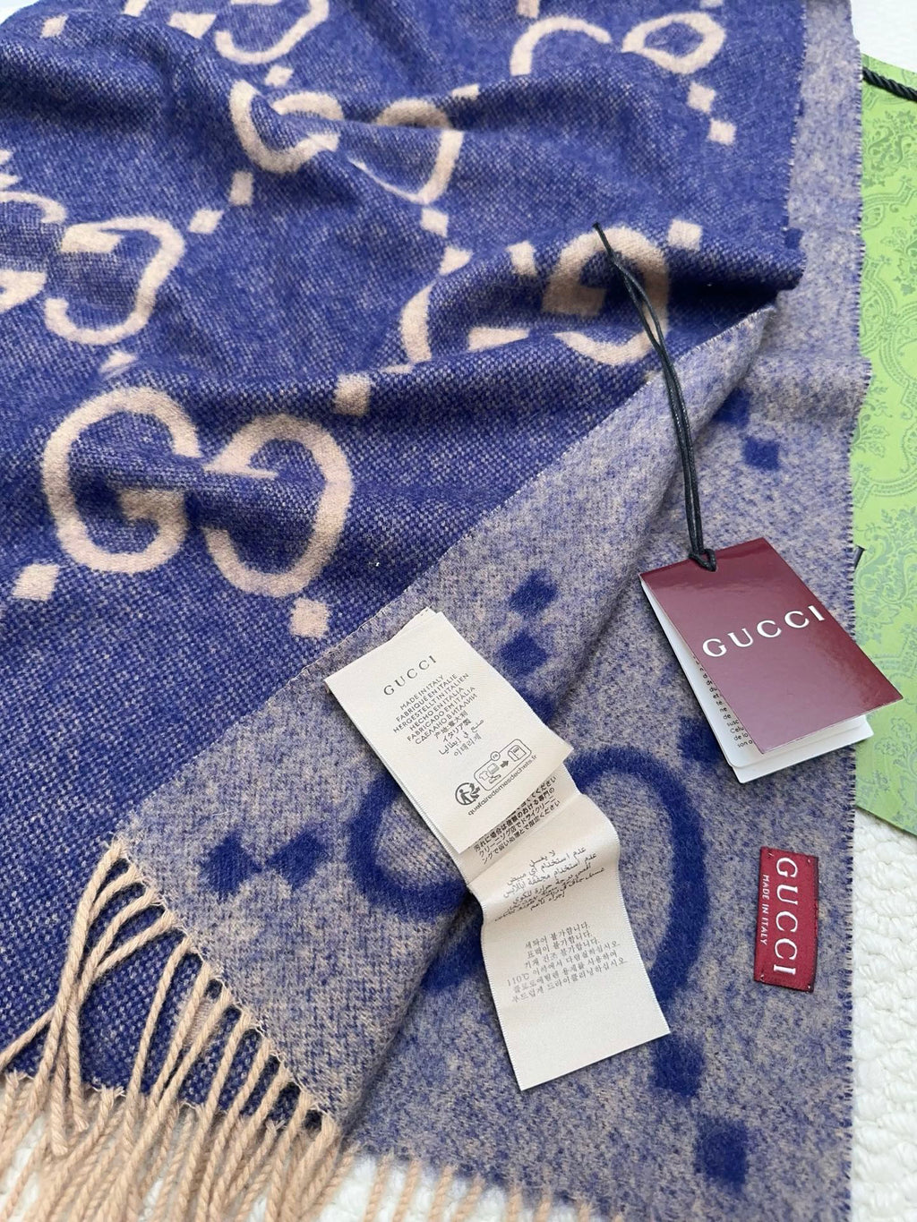 Gucci Reversible GG Jacquard Shawl – Wool-Silk Blend with Fringed Trim