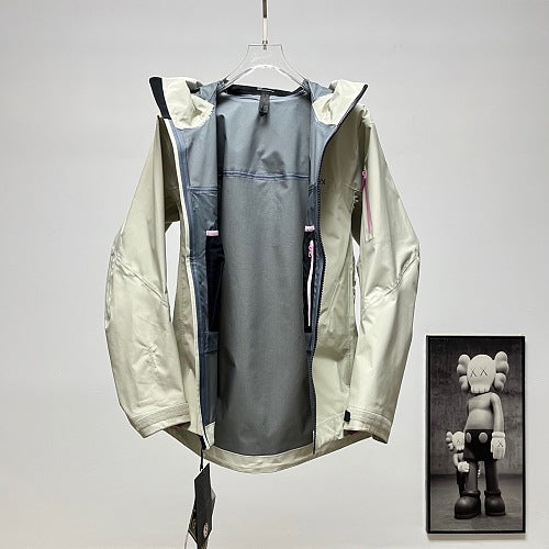 ARC'TERYX | Arc'teryx Alpha SV8 Hardshell Jacket