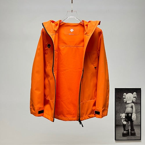 Descente Solid-Color Hooded Shell Jacket