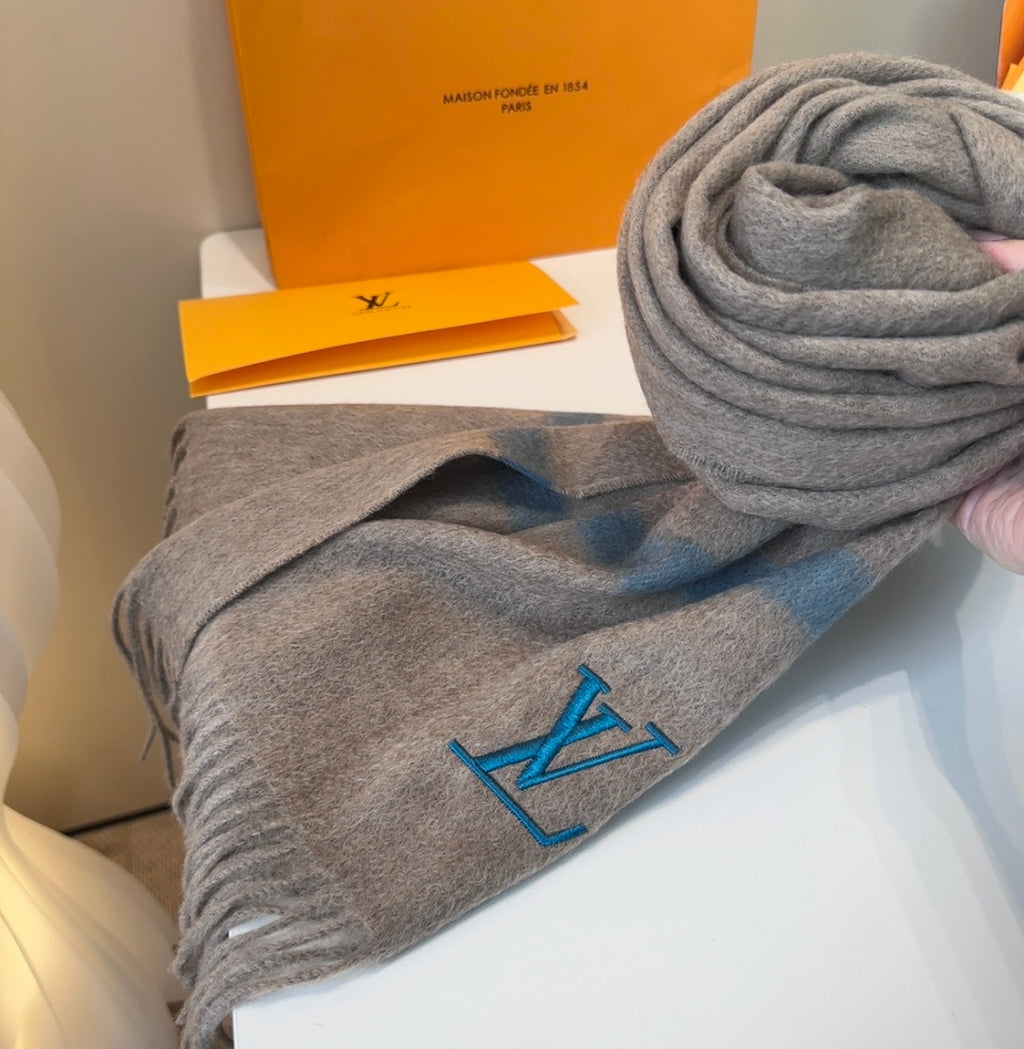 Louis Vuitton Wool Jacquard Monogram Scarf