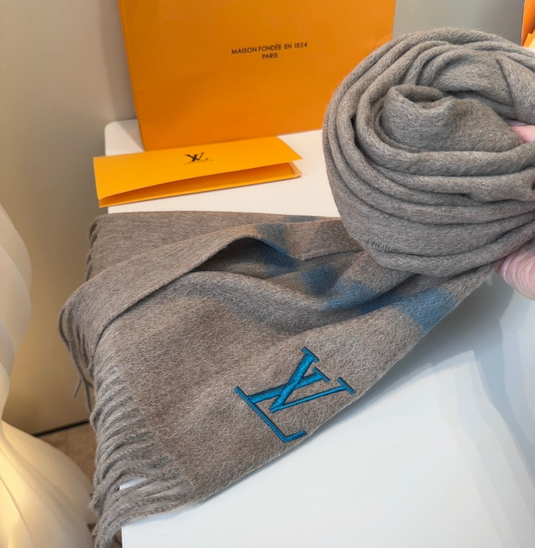 Louis Vuitton Wool Jacquard Monogram Scarf