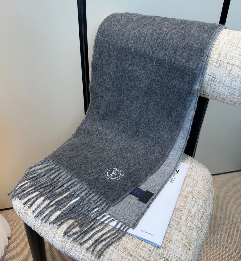 Louis Vuitton Wool Jacquard Monogram Scarf