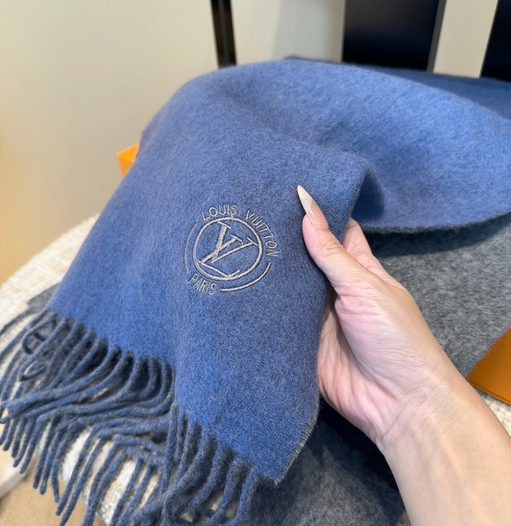 Louis Vuitton Wool Jacquard Monogram Scarf