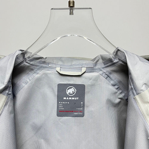Mammut Hooded Softshell Jacket with Light Fleece Lining